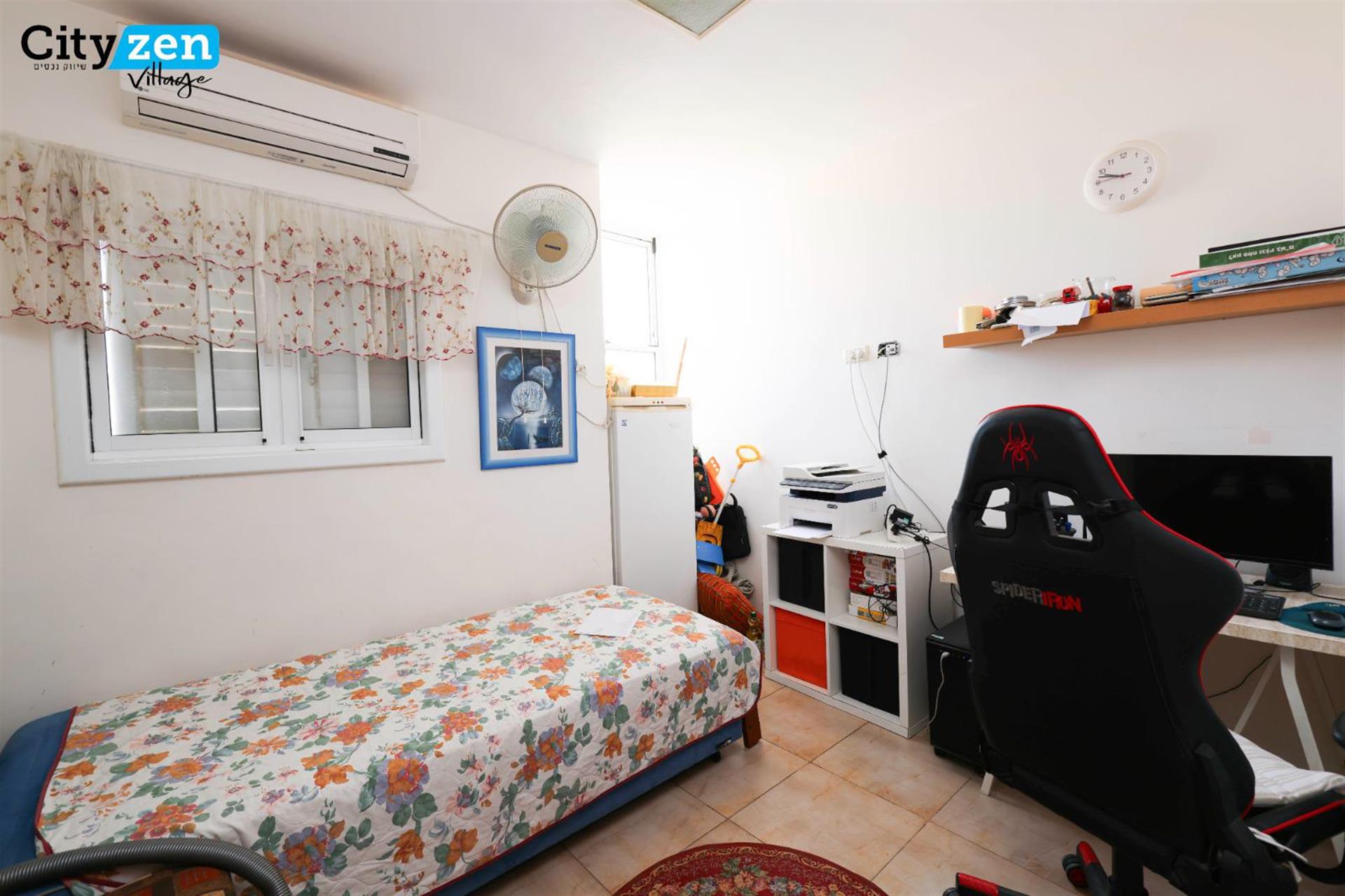 Spacious and renovated 5-room apartment on Brodetsky Street 