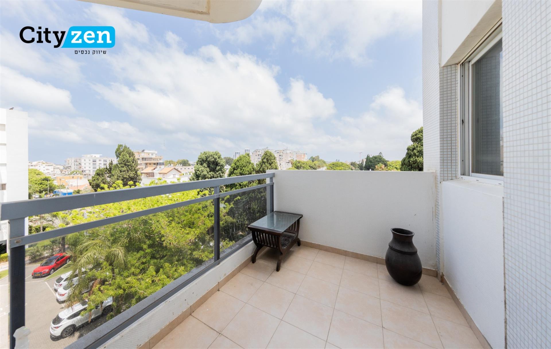 Stunning apartment by the sea and the Kiryat Sanz area in Netanya
