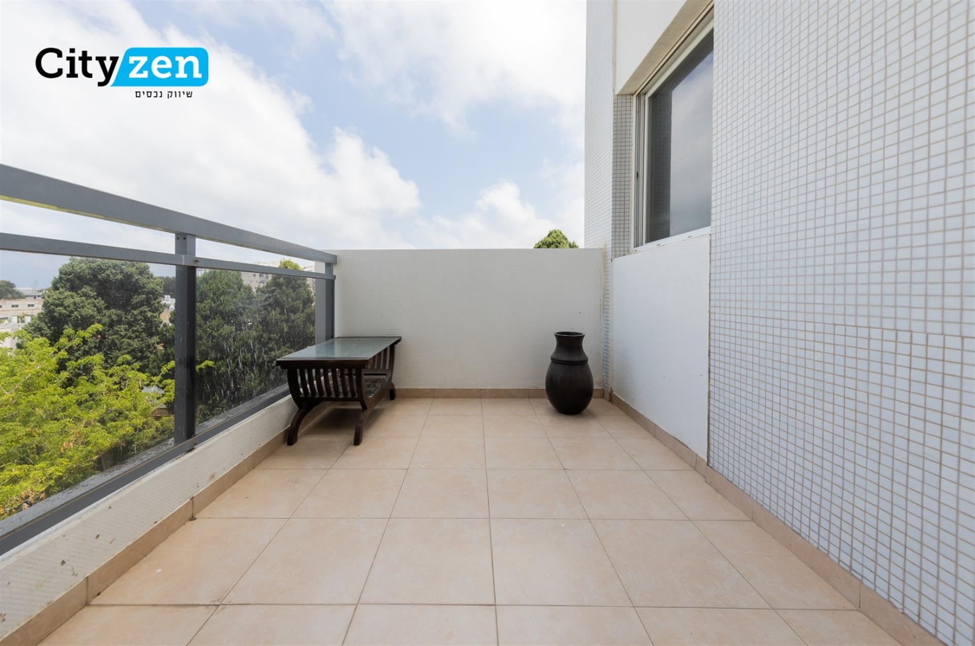 Stunning apartment by the sea and the Kiryat Sanz area in Netanya