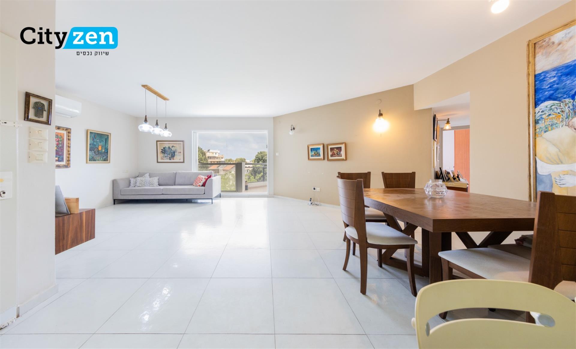 Stunning apartment by the sea and the Kiryat Sanz area in Netanya