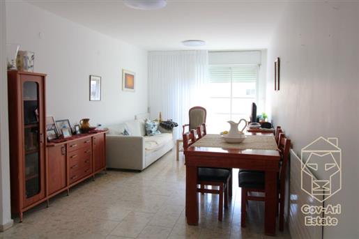 Exclusivement! Un bel appartement à vendre dans le quartier de Talpiot à Jérusalem !