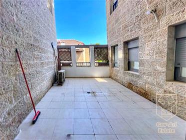 Un charmant appartement est proposé à la vente dans le quartier pastoral de la Bekaa