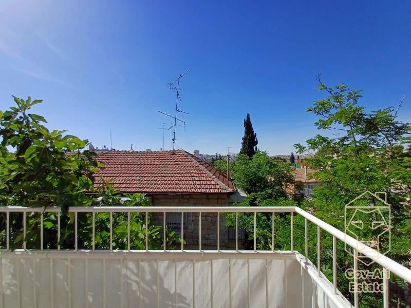 In the heart of old Katamon – a magical apartment on HaPorzim Street! 