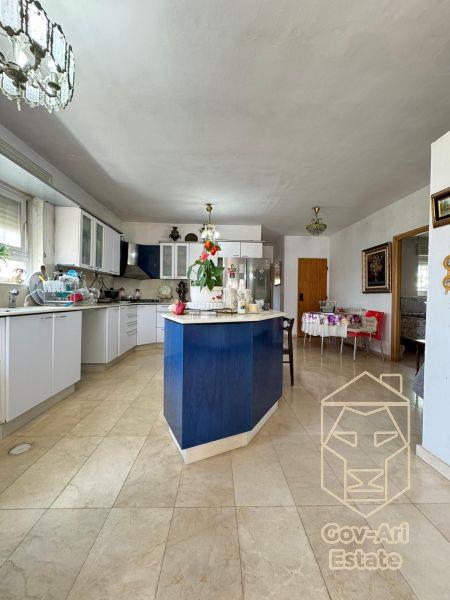 New for sale in the Gilo neighborhood – stunning apartment with a living unit!