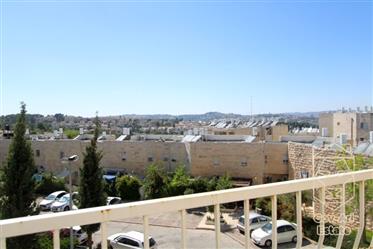 Apartment for sale in the Gilo neighborhood in Jerusalem!