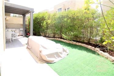 Un superbe et neuf appartement de jardin à vendre dans le quartier de Nayot à Jérusalem!