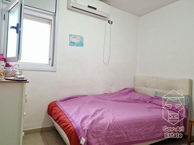 For sale in Givat Mordechai – apartment with huge potential!