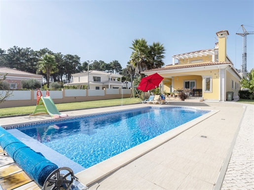 5 bedroom villa on a plot of 1200m2 with basement and swimming pool - Verdizela