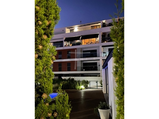 Apartamento T5 dúplex, condominio privado con jardín y piscina - Quinta do Pinhão, Verdizela