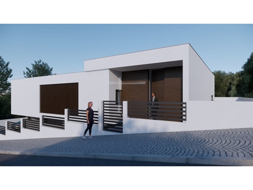 Grond voor de bouw van een gelijkvloers huis met 3 slaapkamers - Alto do Indio