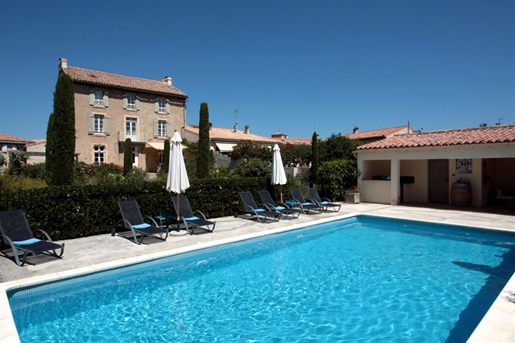 Maison de Maitre 6 bedrooms, garden and swimming pool near Limoux