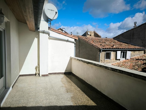 Townhouse of 140 m2 with terrace of 16 m2 + adjoining shed of 60 m2