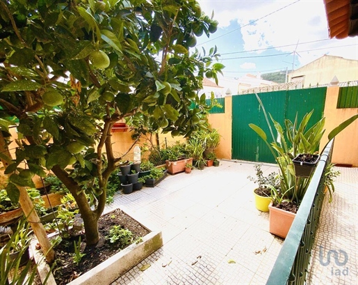 Home / Villa with 2 Rooms in Leiria with 107,00 m²