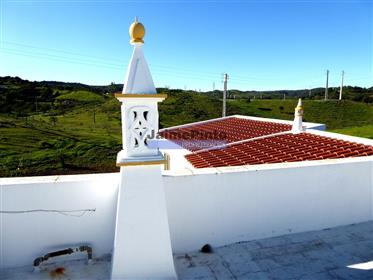 3+1 Bedroom Country House with land. Portugal, Castro Marim, Algarve.