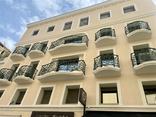Cannes : appartement F3 (58 m² Carrez) à vendre