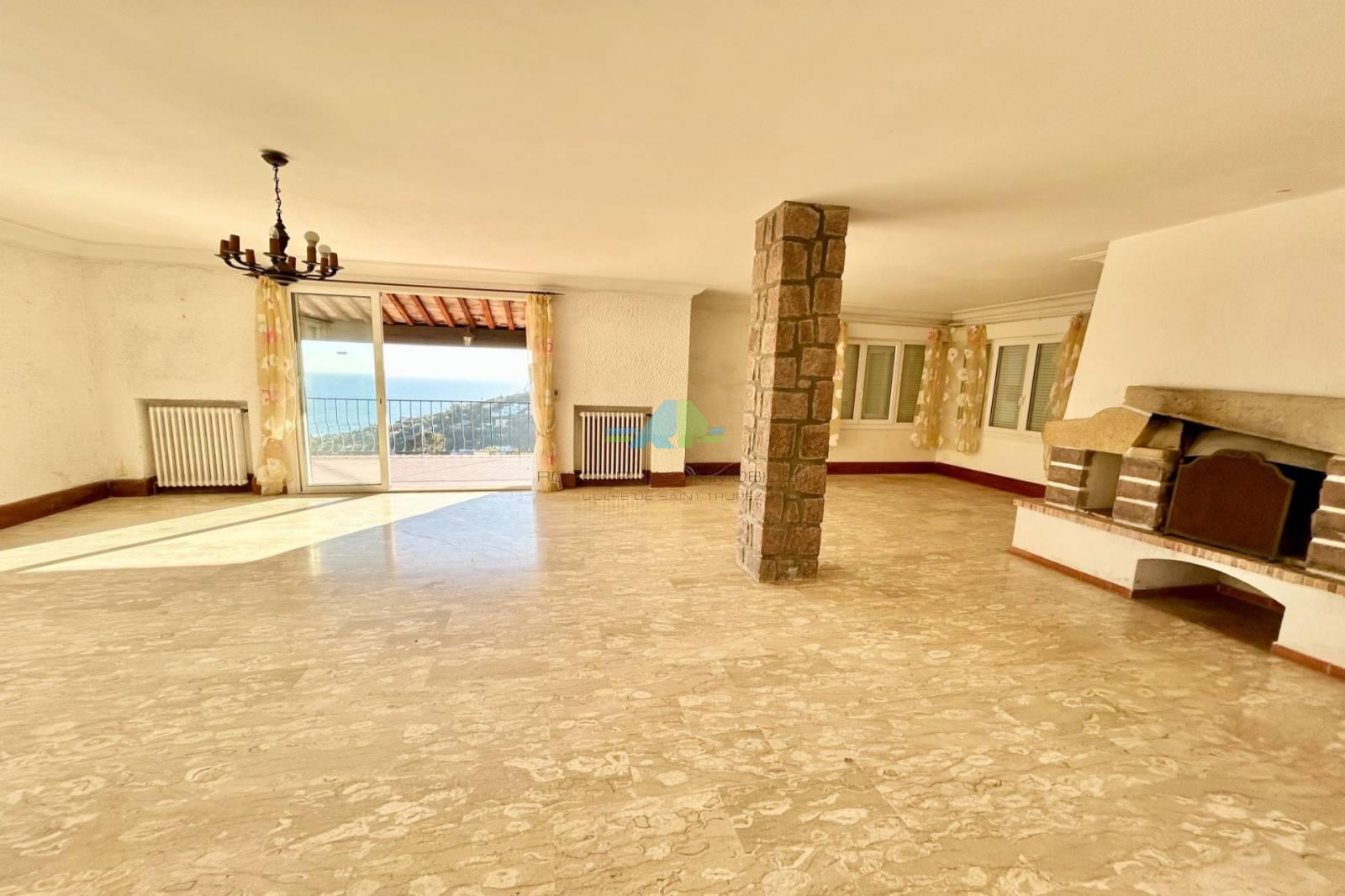 Compra: Vivenda (83380)