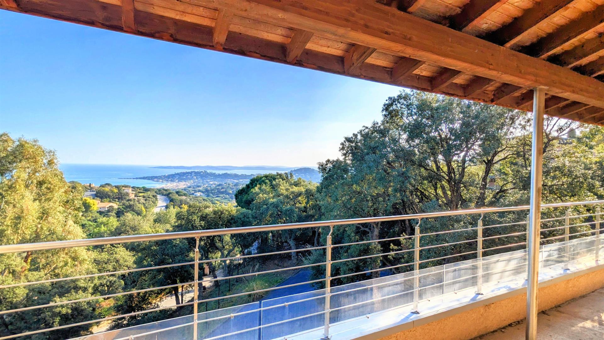 Soberba Villa Vista Mar Sainte Maxime