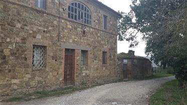 V11016 Farmhouse in Montalcino (Si)
