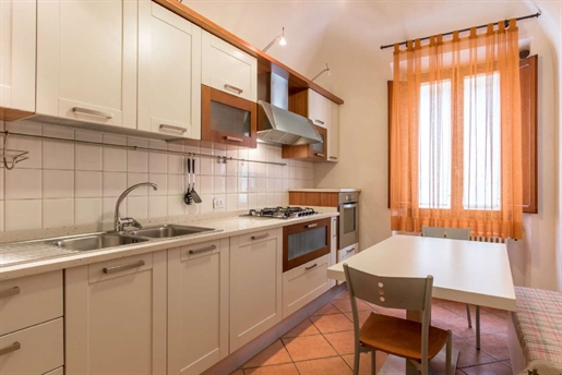 Apartment 75 m2 in Volterra