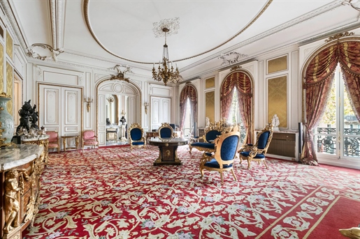 Paris VIIIe - Parc Monceau - Exceptionnel appartement de réception