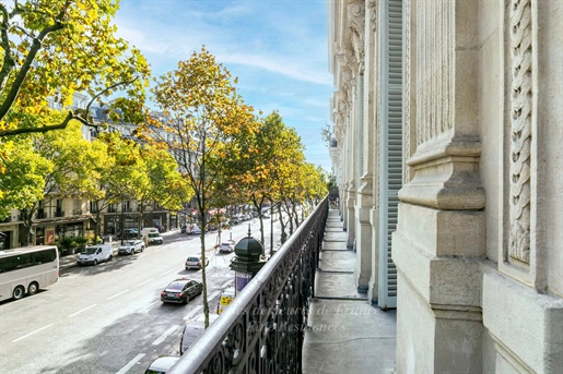 Paris VIIIe - Parc Monceau - Exceptionnel appartement de réception