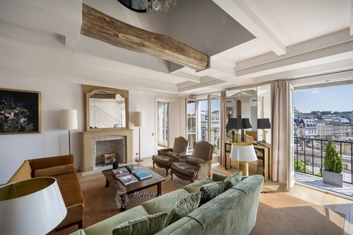 Paris 8th District – A magnificent apartment in a prime location