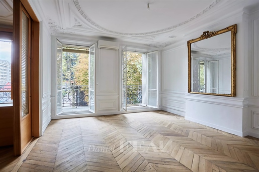 Paris 5th District - En 3-værelses lejlighed i en førsteklasses beliggenhed