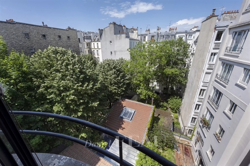 Paris 5th District – A bright and peaceful studio apartment