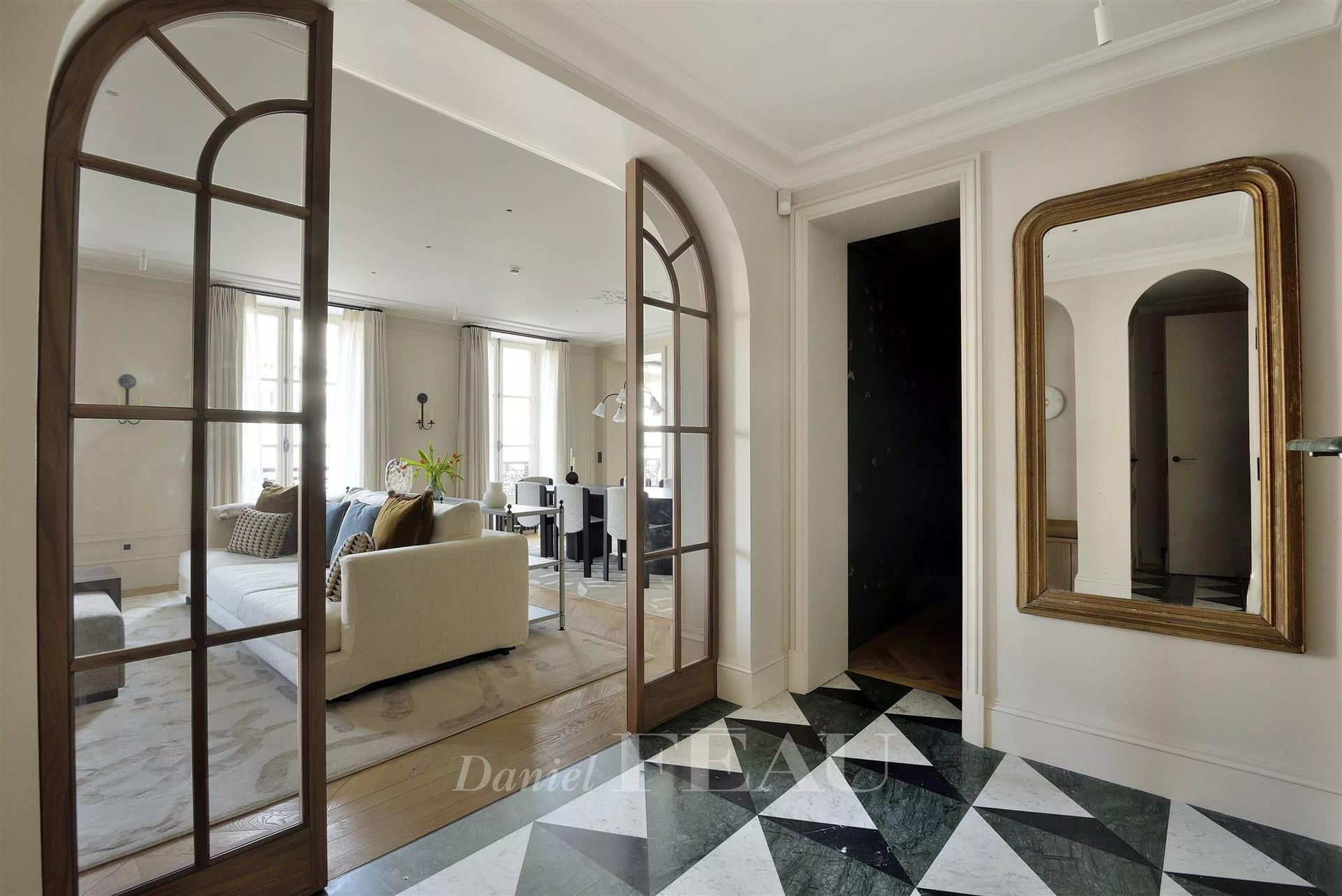 Compra: Apartamento (75006)