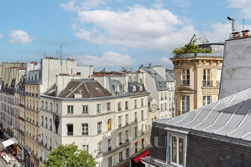 Paris VIe Rue Saint André des Arts, étage élevé vue
