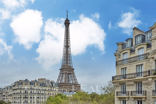 Paris 15th District – Um apartamento de 2/3 com vista para a Torre Eiffel