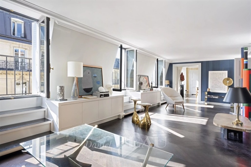Parijs 8e arrondissement – Een prachtig gerenoveerd appartement met 2/3 slaapkamers