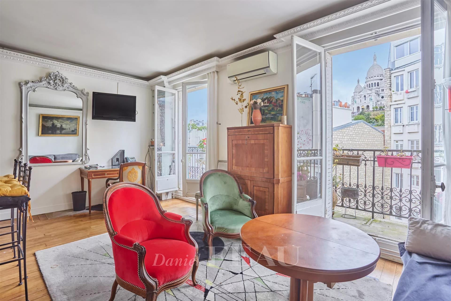 Paris 18th District – An ideal pied a terre