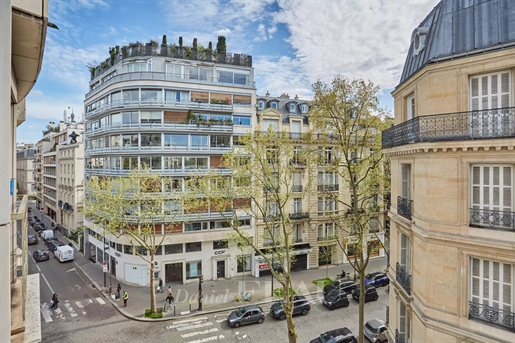 16e arrondissement - Avenue Victor Hugo