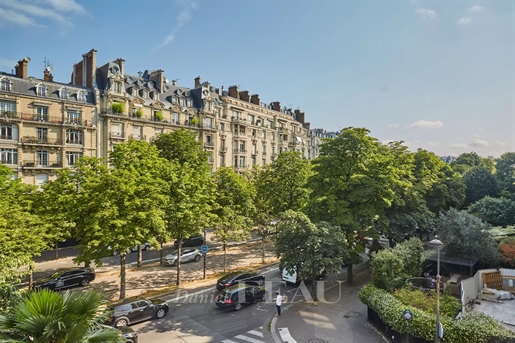 Parijs 16e arrondissement - Een prachtig appartement met 3 slaapkamers in een iconisch gebouw