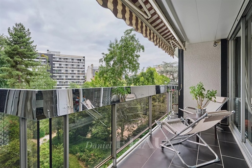 Parijs 16e arrondissement – Een ideale pied a terre met een terras