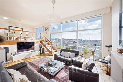 Paris 17. Arrondissement – Ein 3-Bett-Apartment mit herrlicher Dachterrasse