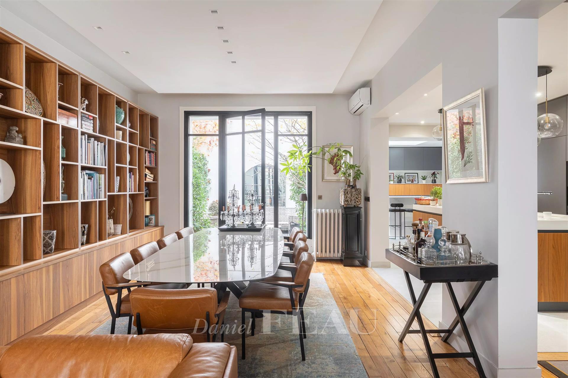 Neuilly-Sur-Seine – A superb family home