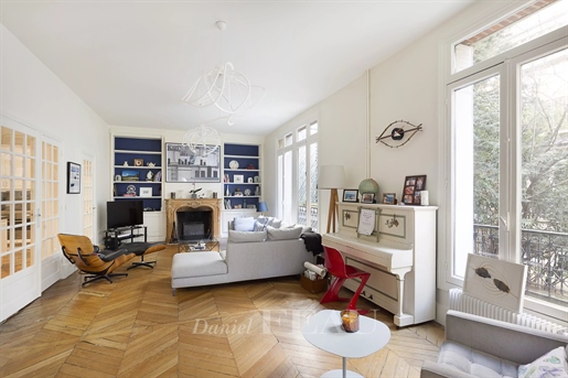 Neuilly-Sur-Seine - A peaceful 7-room property