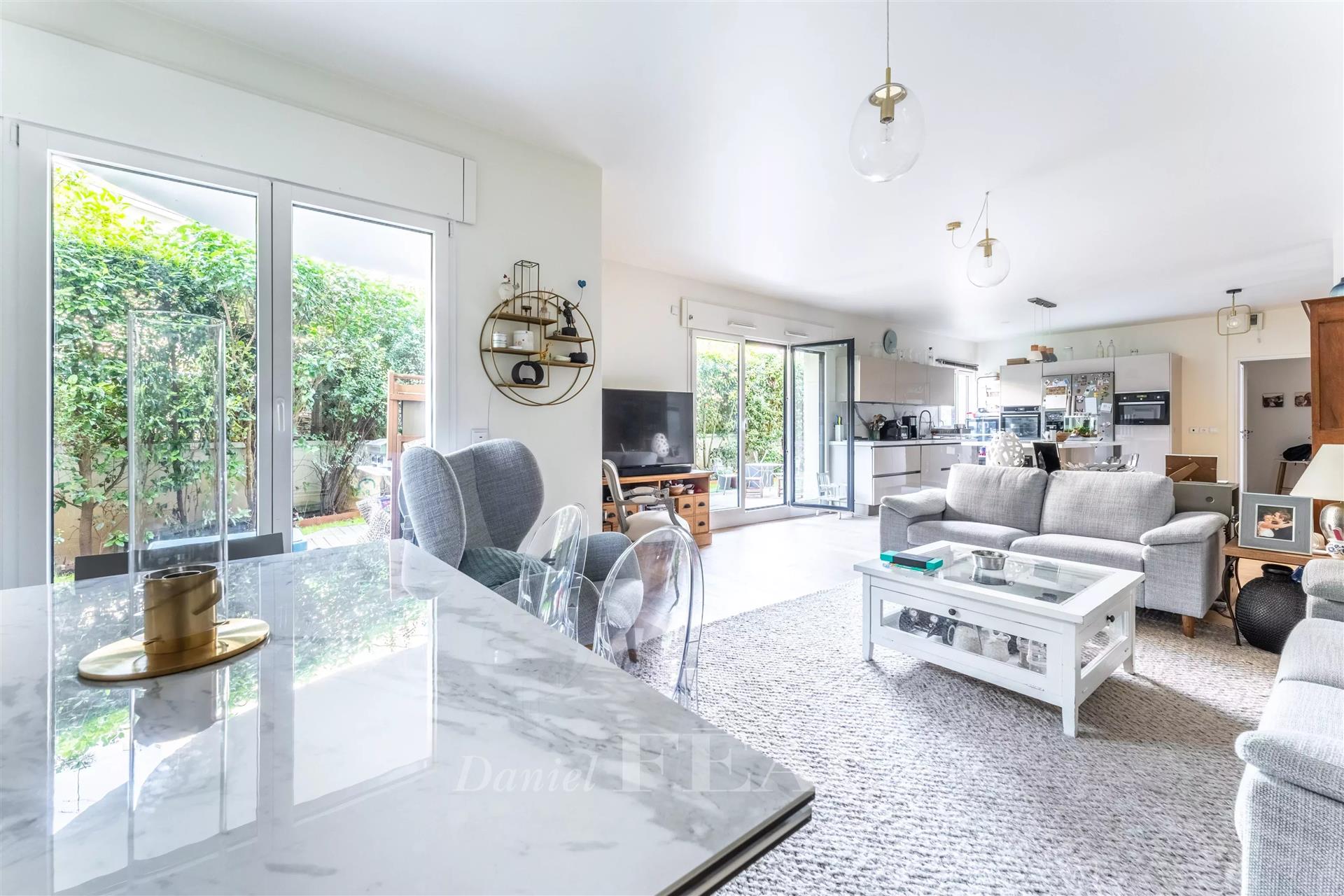 Boulogne Centre – A 4-bed apartment with a garden