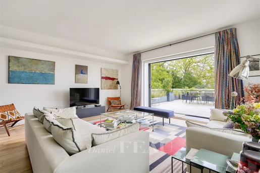 Garches - Golf de St-Cloud - Appartement de 140 m² - Terrasse de 36 m².