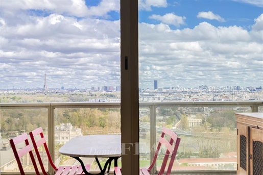 Saint-Cloud – Een appartement met 3 slaapkamers met een prachtig uitzicht