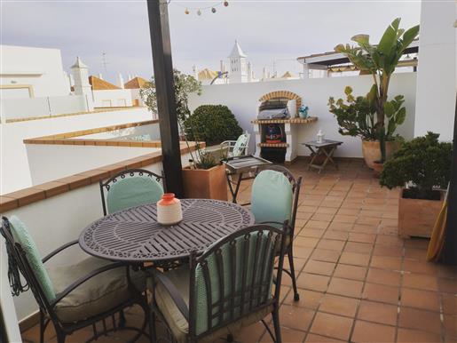 2 Bed Apartment With Exceptional Terraces - Cabanas