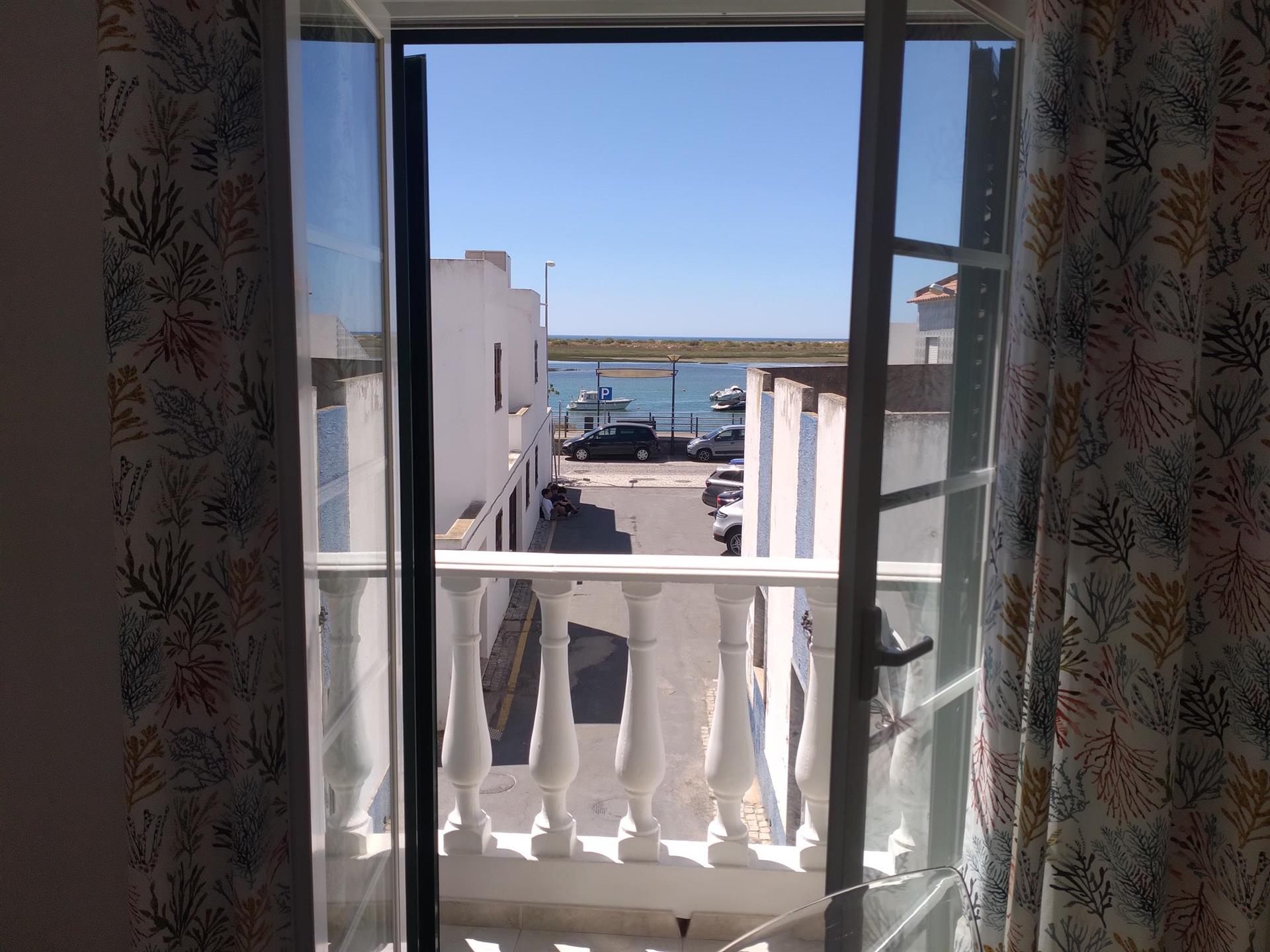 Apartamento T2 Com 2 Casas De Banho Com Vista Da Ria - Cabanas