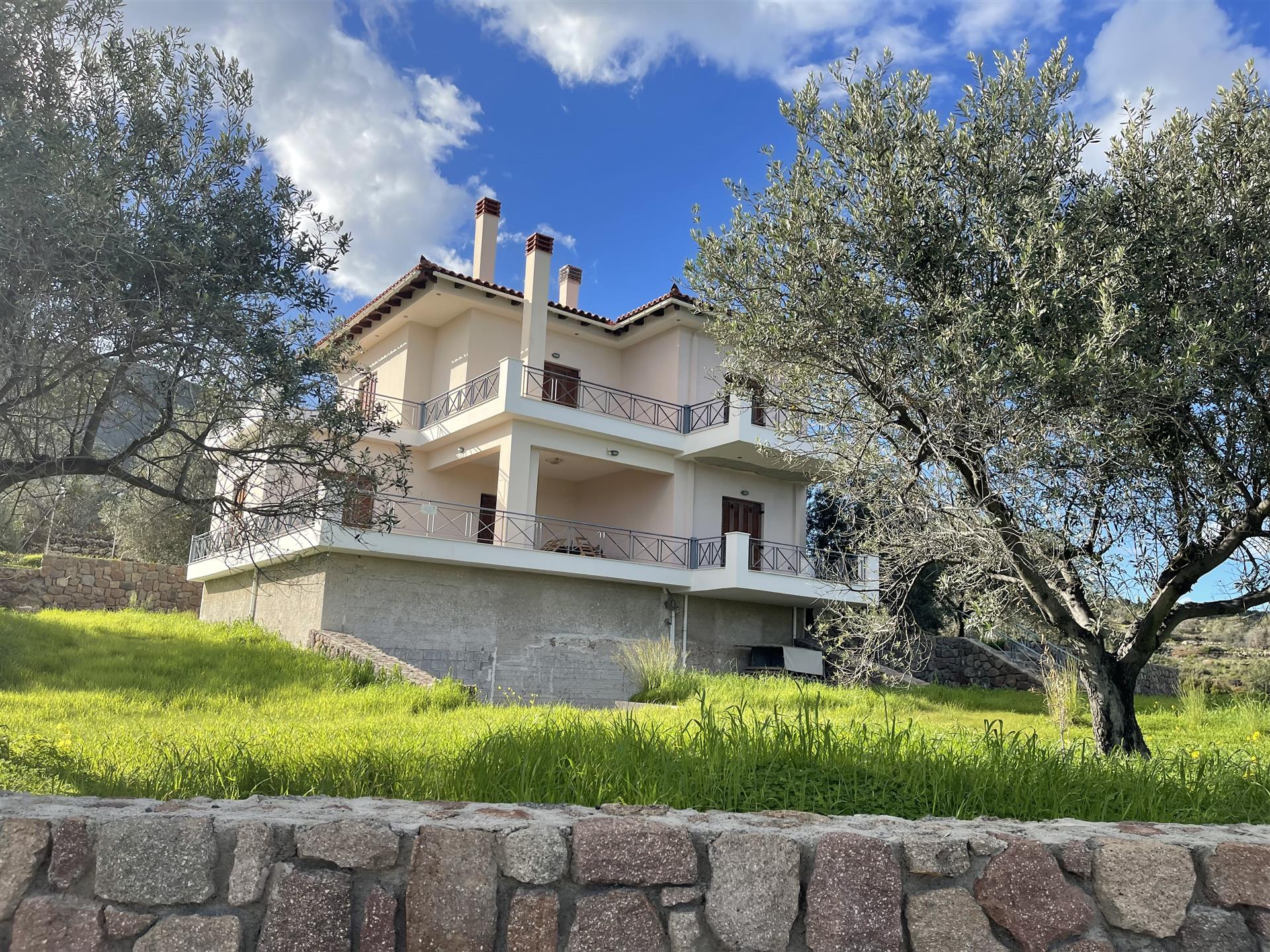 Beautiful House close to sea 