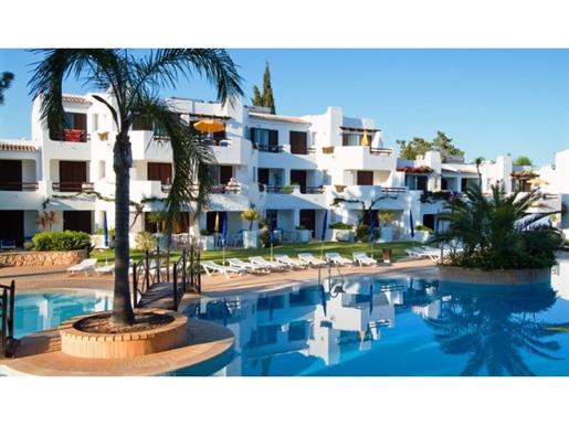 2 bedroom flat in one of the best resorts in Albufeira and Olhos de Água