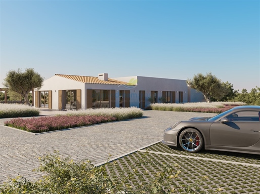Carvoeiro - Turnkey project with 5 bedrooms + office and infinity pool near Marinha beach