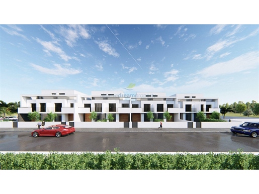 Maison T2 +1 avec piscine et garage à vendre à Ferreiras, Albufeira
