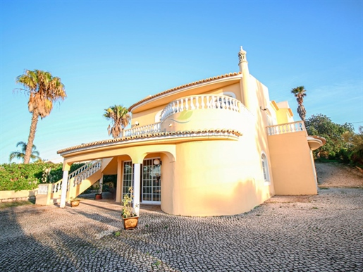 Fantastic Villa with Panoramic View and Private Pool in Silves | Algarve