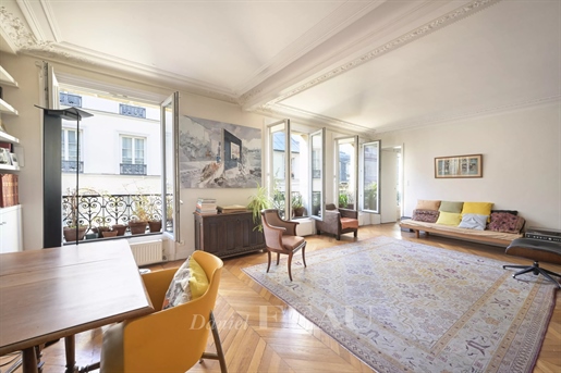 Distrito 4 de París – Un luminoso apartamento de 5 habitaciones